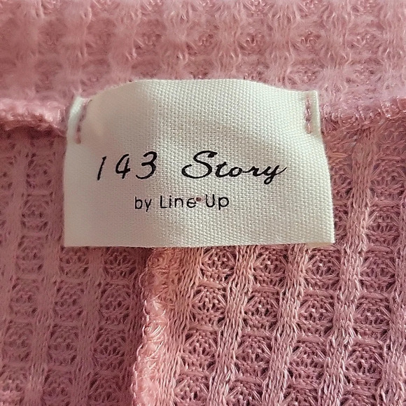 143 STORY BY LINE UP Pink Ruffled Sleeves Oversized Blouse Large - Picture 6 of 6